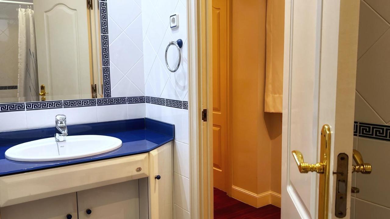Amplio Y Acogedor Cerca Del Guggenheim Apartment Билбао Екстериор снимка