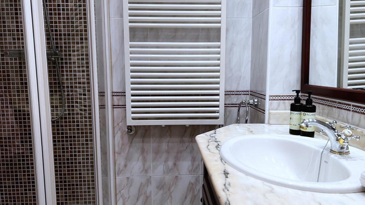 Amplio Y Acogedor Cerca Del Guggenheim Apartment Билбао Екстериор снимка